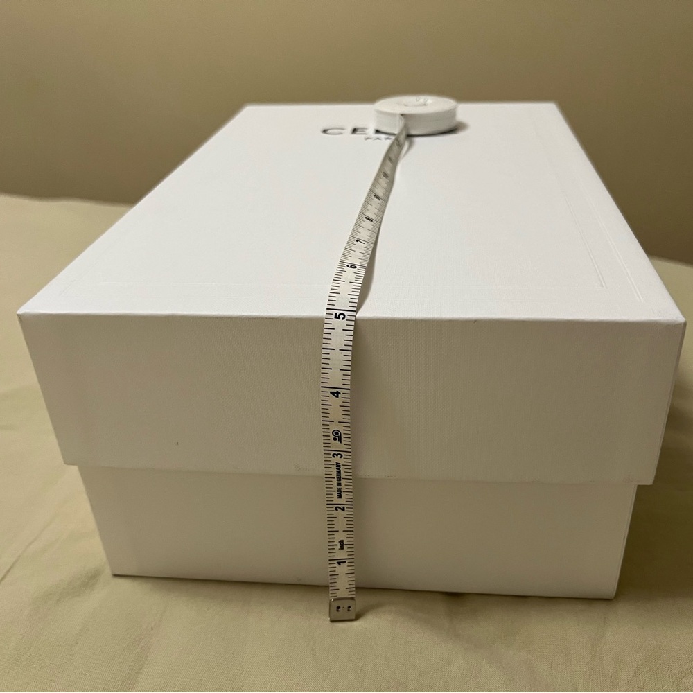Celine empty box. - Picture 3 of 5